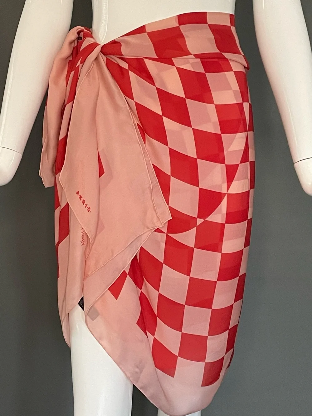 Rare Oversized Akris Scarf 52 In Square Silk Excellent Condition Sarong